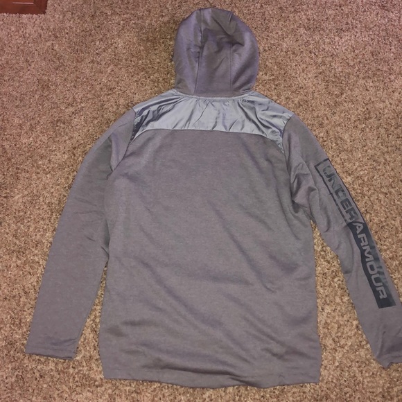 Under Armour Sweatshirt - L - Picture 2 of 4